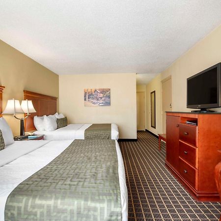 Best Western Plus Bridgeport Inn Eksteriør billede