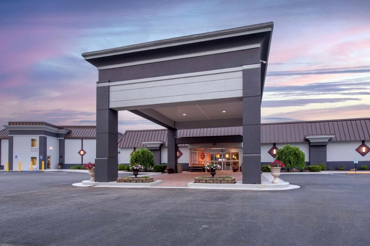 Best Western Plus Bridgeport Inn Eksteriør billede