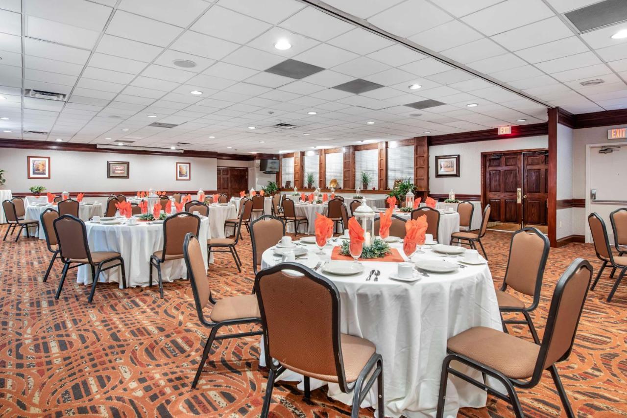 Best Western Plus Bridgeport Inn Eksteriør billede